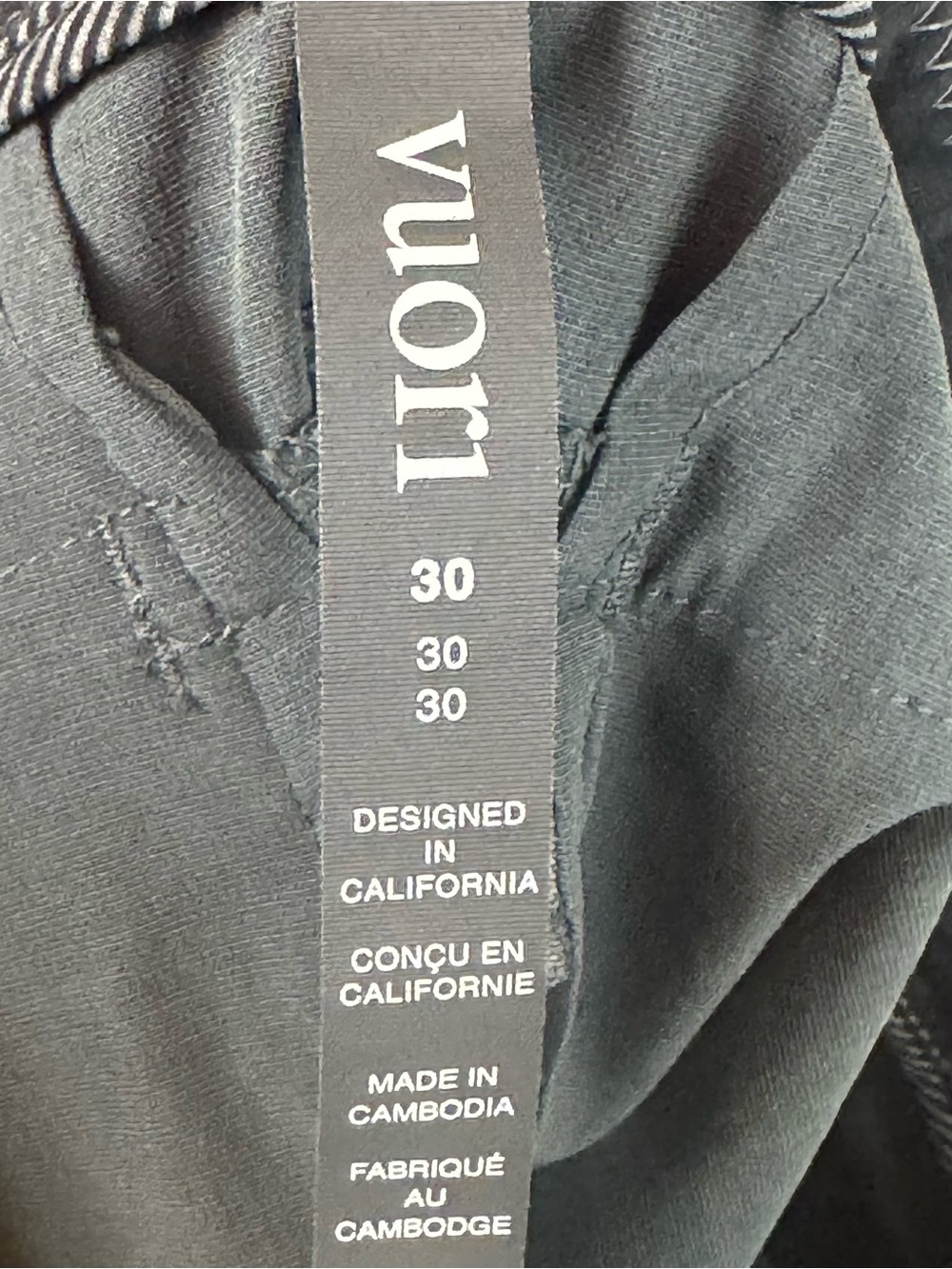 Vuori Men's Size 30 Aim Shorts V368 Dark Grey Golf Travel Everyday  $74 Stretch - Picture 3 of 12